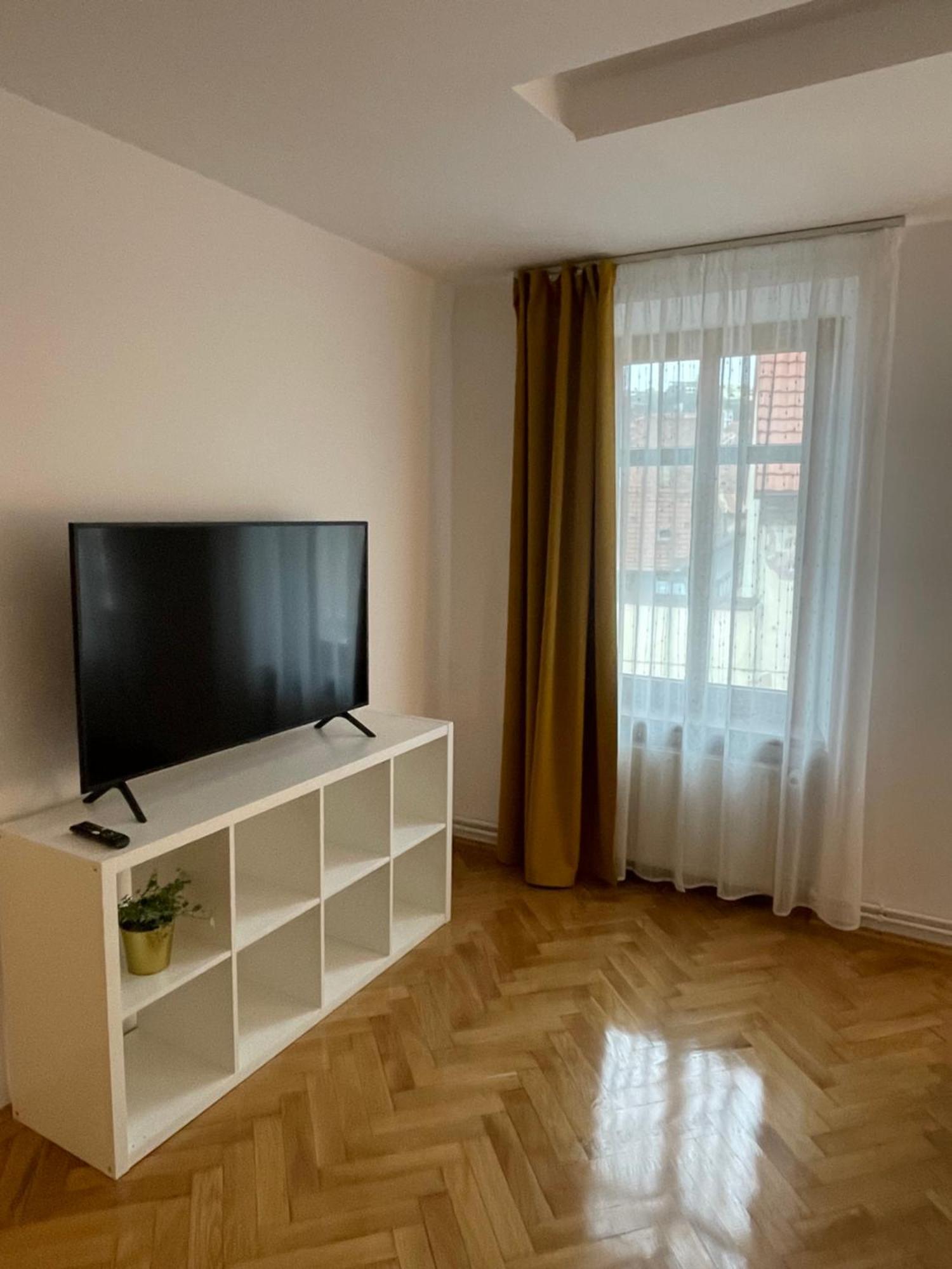 Cozy Stay Braşov Buitenkant foto